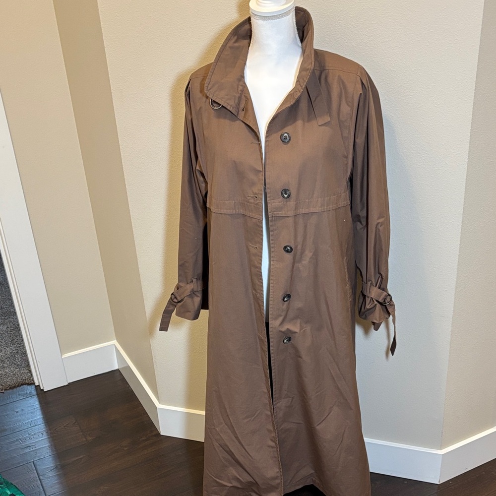 Vintage London Fog Brown Women's Trench Coat with Button Front